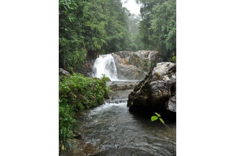 Lankagama Kekuna Falls
